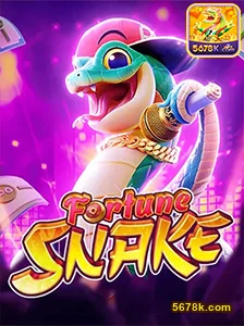 Atendente oferecendo suporte 24/7 a jogador online